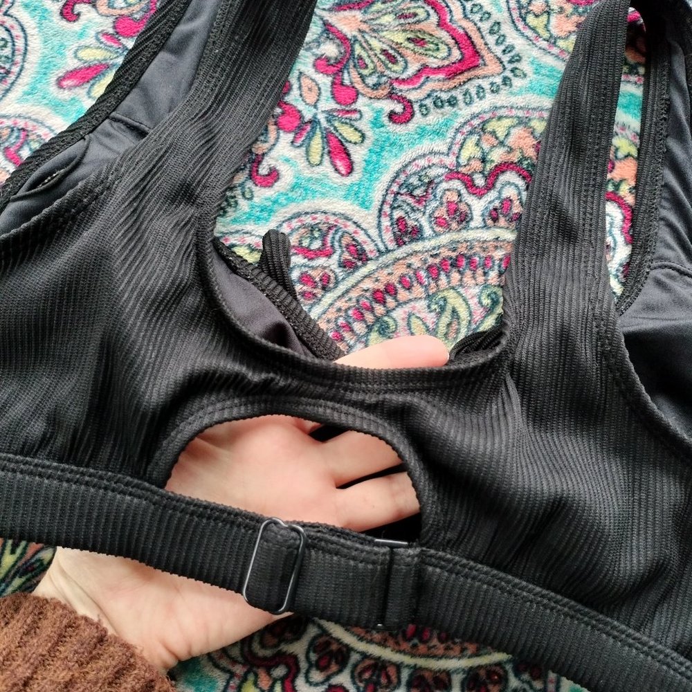 Old Navy Black and Leopard Bikini Size Small - Picture 3 of 3